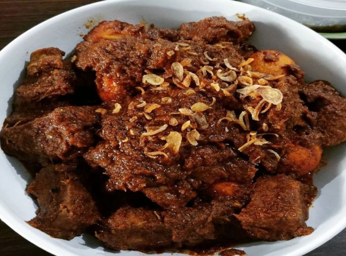 Daging rendang resep gurih lebaran tokopedia hidangan membuat cara padang sapi wajib kelezatannya kreasi resepnya mengakui bercita Kuliner Padang: Bukan Sekadar Rendang