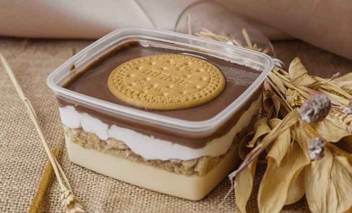 Dessert Box Regal Cokelat Lumer ala Kafe