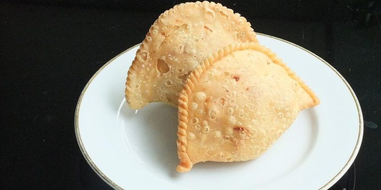 Resep Pastel Renyah Isi Sayur Ekonomis dengan Kulit Tahan Lama Anti Lembek