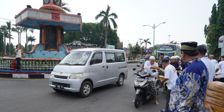10 Rekomendasi Oleh-Oleh Khas Jepara 2026, Furnitur dan Kopi Tempur
