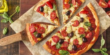Membuat Pizza Tanpa Oven dan Ragi, Hidangan Lezat di Rumah