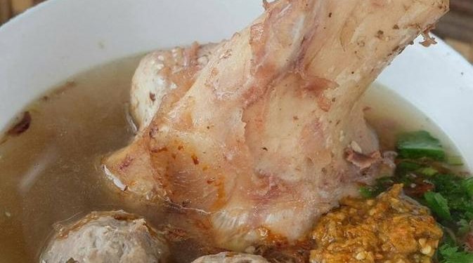 7 Tempat Makan Bakso Iga Enak di Bandung Kuliner Terpopuler 2026