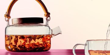 Ngeteh Cantik di Kafe dengan Menu Tea Sommelier Terkenal di Indonesia