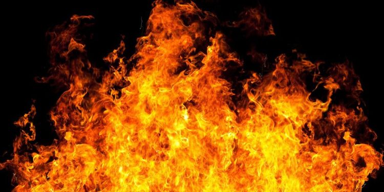 Perempuan Meninggal Dunia Akibat Kebakaran di Bengkel dan Warung Tangerang