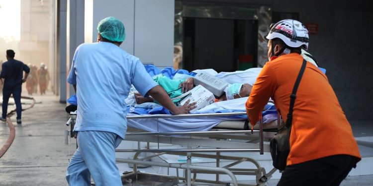 Kebakaran di Pusat Pelayanan Jantung RSUD Surabaya