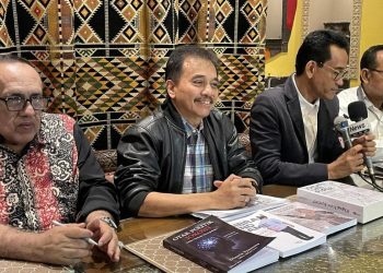 Laporkan Rismon dan Istri oleh Roy Suryo Cs Terkait Dugaan Pemalsuan Dokumen