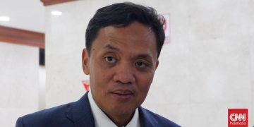 Gerindra Panggil Anggota DPRD Jember Bermain Game dan Merokok saat Rapat