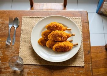 Cara Membuat Kaki Naga Ayam Menggunakan Blender untuk Stok Camilan