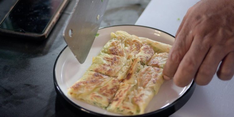 Resep Martabak Tahu Ekonomis, Camilan Keluarga Gurih dan Renyah yang Lezat