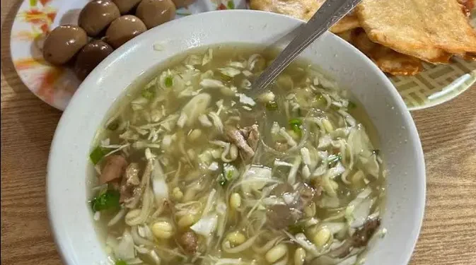 7 Rekomendasi Soto Favorit Mahasiswa di Sekitar UGM Yogyakarta 2026