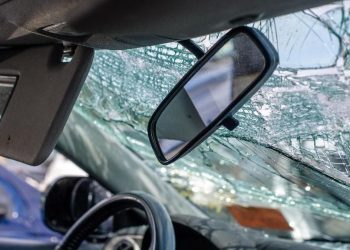 Kecelakaan Beruntun di Tol Becakayu Melibatkan 3 Mobil dan 8 Korban Dilarikan ke RS