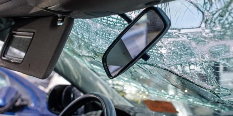 Kecelakaan Beruntun di Tol Becakayu Melibatkan 3 Mobil dan 8 Korban Dilarikan ke RS