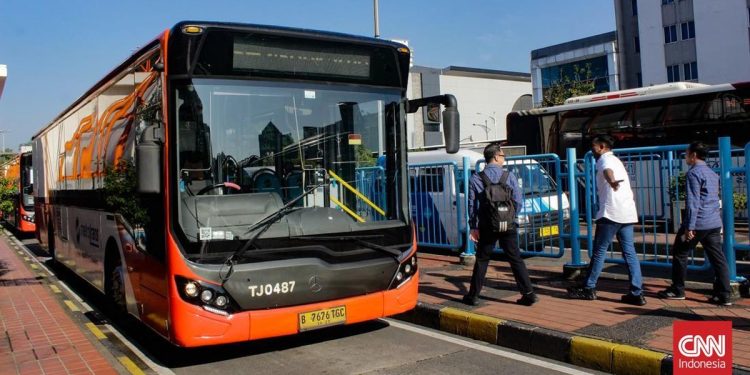 Beban Subsidi Tinggi, Pramono Siap Sesuaikan Tarif Transjabodetabek