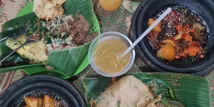 14 Rekomendasi Tempat Makan Hemat di Fatmawati 2026, Surga Kuliner Kaki Lima Jakarta Selatan