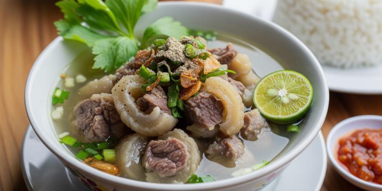 Resep Soto Kikil Bening Empuk Tanpa Bau Amis yang Menggugah Selera Makan