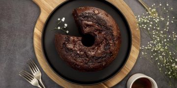 Cara Membuat Bolu Ketan Hitam Lembut Anti Bantat dengan Teknik Panggang atau Kukus