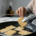 Menggoreng Tempe Krispi agar Renyah Lebih Lama dan Tidak Enek karena Minyak