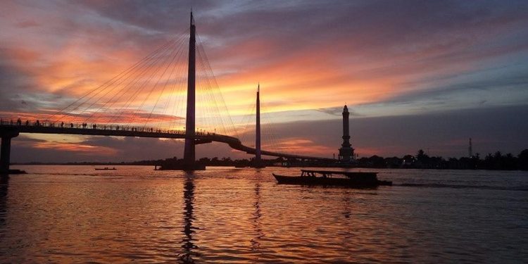 13 Restoran Populer di Jambi 2026 dari Pindang Patin Terkenal hingga Kafe Tepi Danau