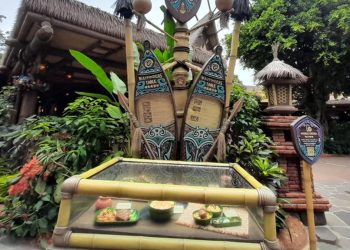 Mencoba Restoran Halal Bertema Moana di Disneyland