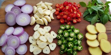 7 Teknik Menyimpan Bumbu Iris Agar Segar dan Tidak Menghitam untuk Bekal Masak Pagi