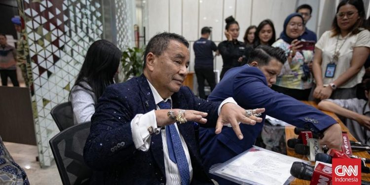 Forum Pemred Kritik Cara Respon Wartawan Hotman yang Sangat Tak Profesional