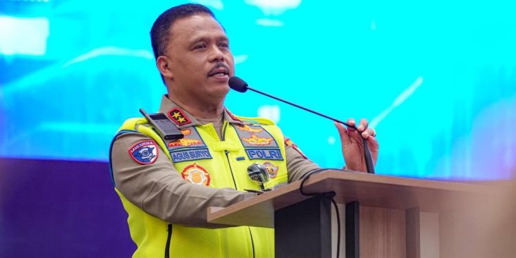Sertijab Kakorlantas, Irjen Agus Sampaikan Berbagai Pesan kepada Irjen Wibowo