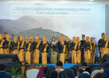 Drama Putri Mandalika dalam Bahasa Inggris Hiasi Acara Open House Sekolah Rakyat