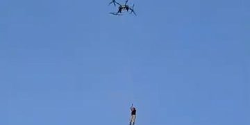 Bos Petani Terbang Diangkut Drone Minta Maaf Dengan Pendampingan Polisi