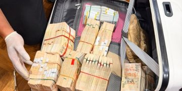 Polri Kerjasama dengan FBI dan Kedutaan untuk Cek Keaslian Dolar Kasus Febrie