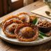 Resep Kue Cucur Gula Merah Renyah dan Bersarang di Pinggir Tanpa Bantat