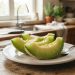 Cara Memotong Melon Agar Daging Buah Tidak Terbuang dengan Trik Mudah