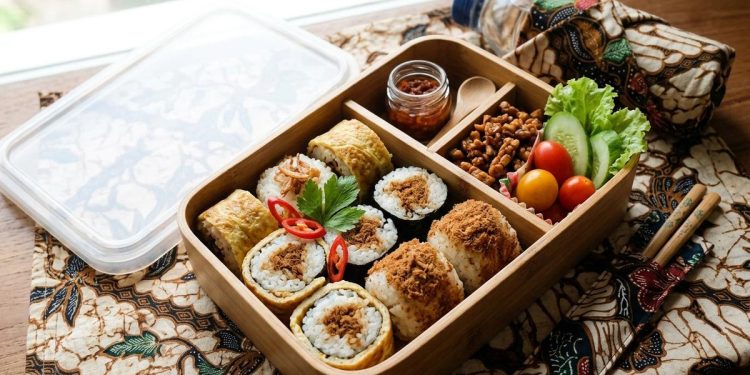 Resep Praktis Nasi Uduk Gulung Abon Antiribet