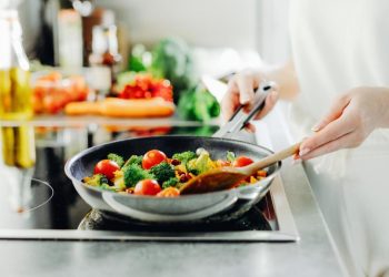 Belajar Memasak dari Nol untuk Pemula Agar Mahir di Dapur dengan Cepat