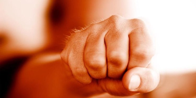 Korban Pemukulan Melapor ke Polda Sumbar Direskrimum Kombes TF