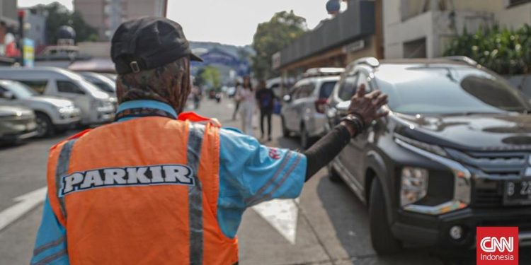Aktivitas Parkir di Tengah Masalah Tarif Baru