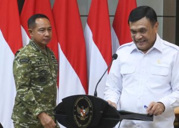 Menko Polkam Berkomentar tentang Fenomena Mal yang Memasang Pagar Tinggi