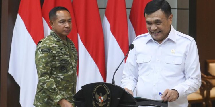 Menko Polkam Berkomentar tentang Fenomena Mal yang Memasang Pagar Tinggi