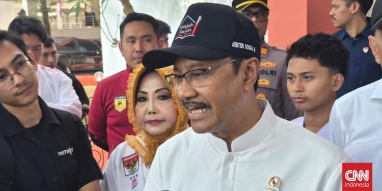 Targetkan 150 Ribu Anak Masuk Sekolah Rakyat pada 2027 Menurut Mensos