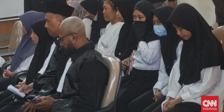 Mengantar Anak ke Jalan yang Salah