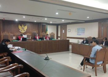 Dituntut 6 Bulan Penjara Khariq Anhar Kasus Timpa Teks Demo Agustus