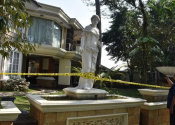 Hakim Tolak Kembalikan Foto Keluarga Febrie yang Disita di Rumah Sentul