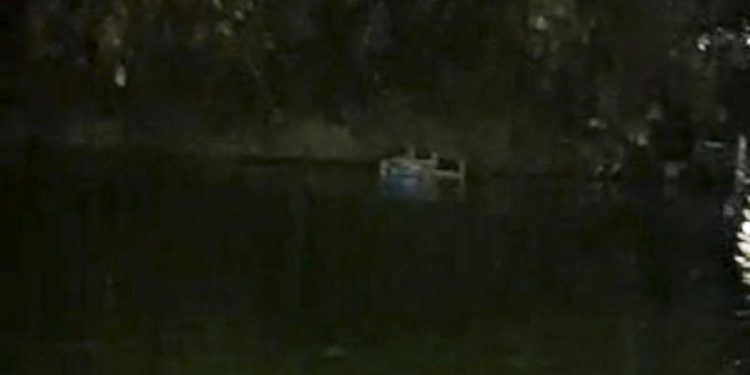 WN Aljazair Berendam di Danau Sunter, Bersikeras Tak Mau Dievakuasi