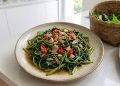 Tumis Daun Ubi Sederhana dengan Bawang dan Cabai, Nikmat Disajikan dengan Nasi Hangat