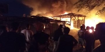 Bedeng dan Gudang Rongsokan di Denpasar Terbakar Malam Senin
