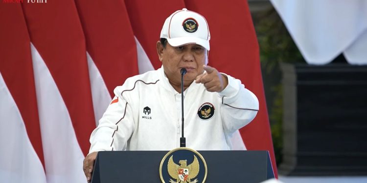 Prabowo Tegaskan Akan Terus Selidiki Korporasi Penyebab Karhutla