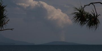 Tinggi Gunung Anak Krakatau Pasca 2018 Tidak Siap Memicu Tsunami