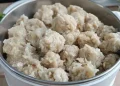 Resep Pentol Ayam Kenyal dan Gurih untuk Camilan Keluarga yang Lezat