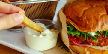 Manfaat Mayones yang Jarang Diketahui Selain Sebagai Saus