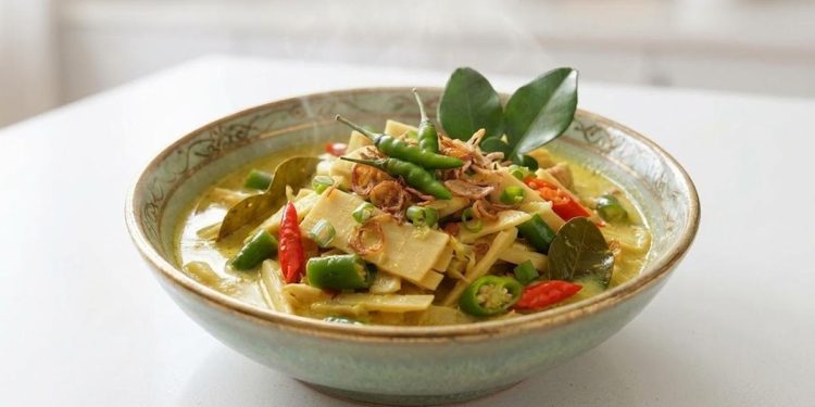 Resep Tumis Rebung Santan Gurih dan Sedap Masakan Rumahan Menggugah Selera