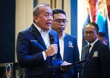 Cek Kabar Anggota DPR Tonny Tesar Usul Pemakzulan Gibran oleh Nasdem
